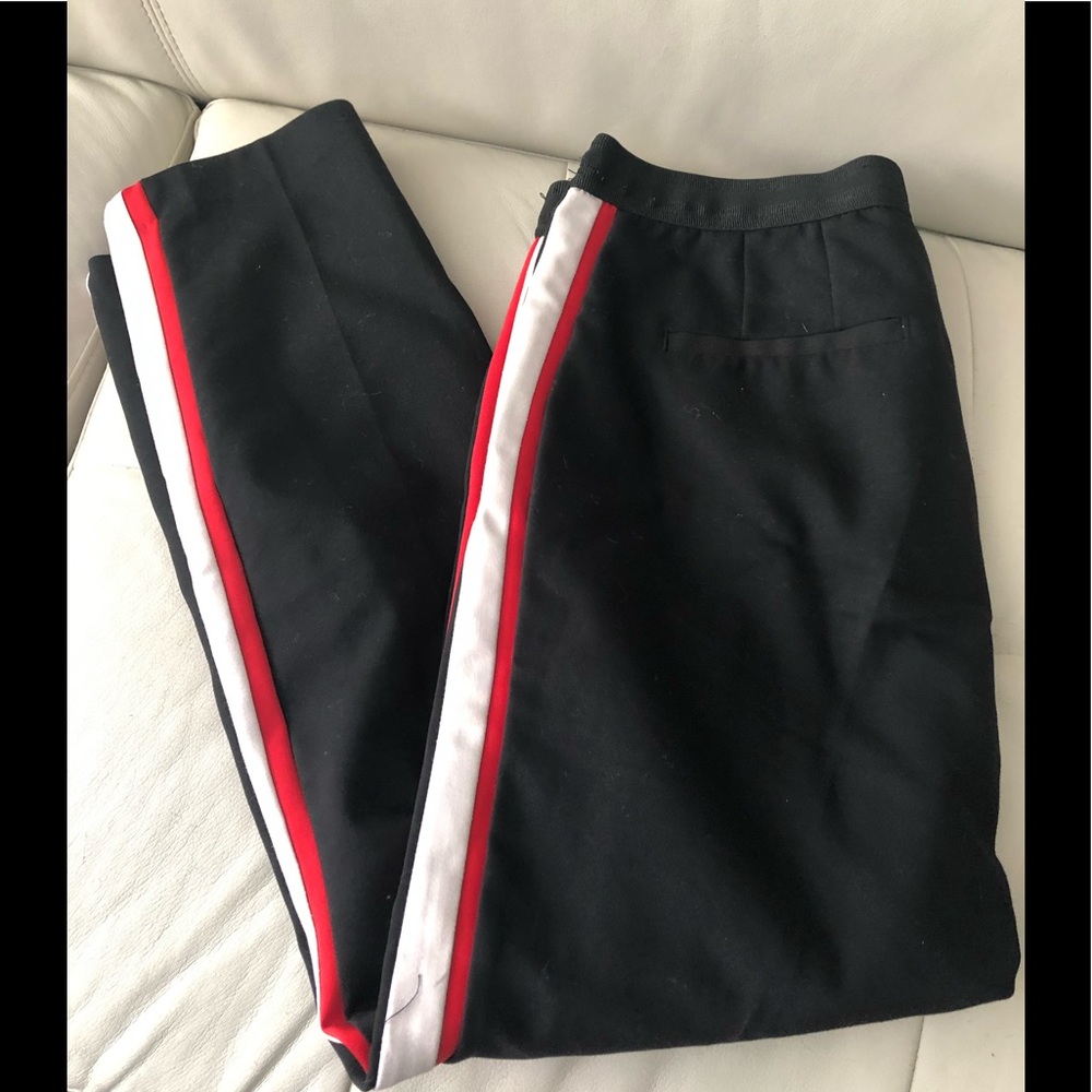 Zara straight leg Dress Pants with side pockets ..